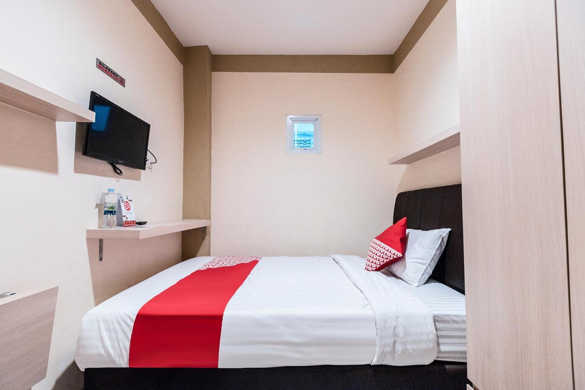Oyo 478 Balcon Biru Hotell Jakarta Exteriör bild